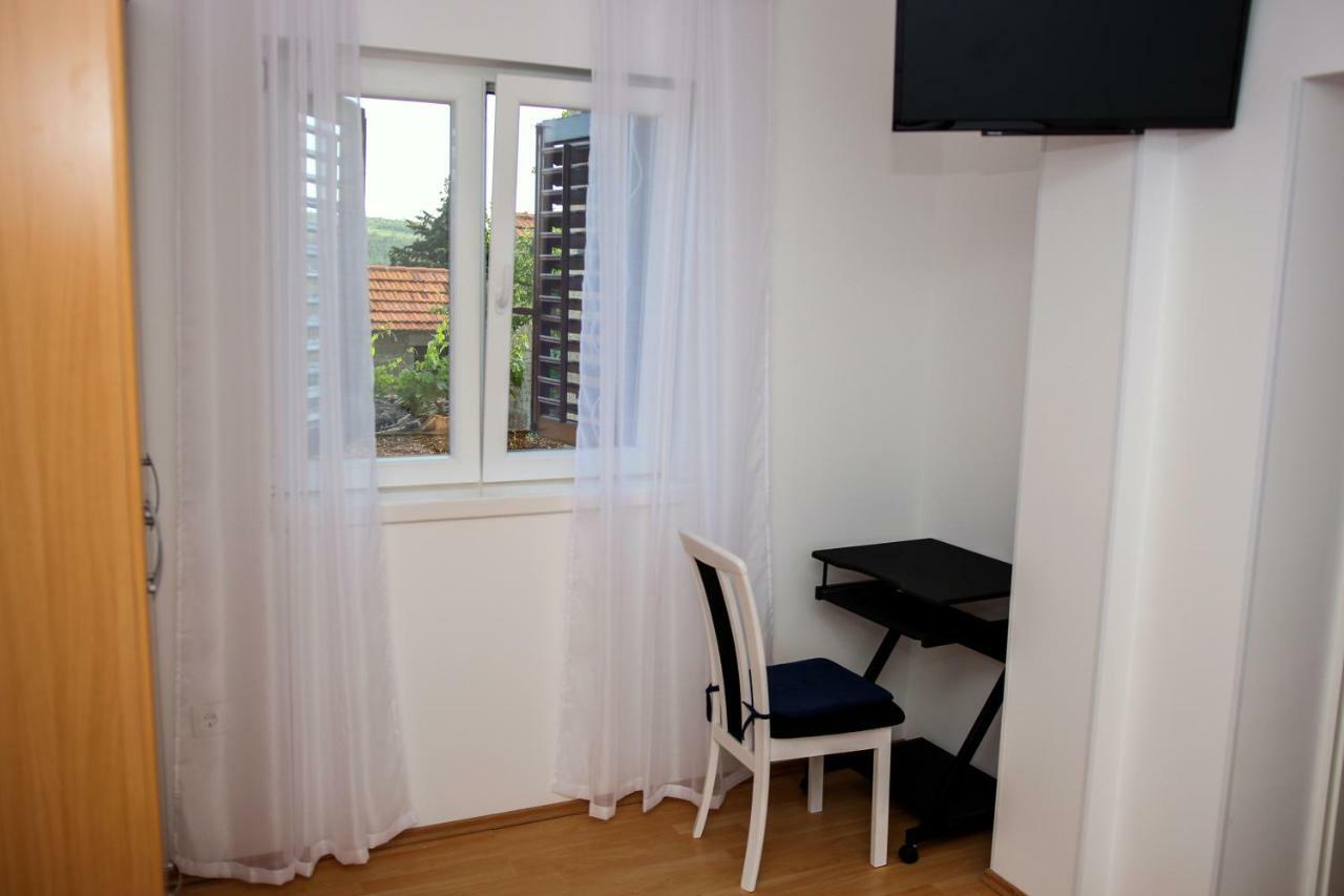 Apartment Nakic Vrpolje Екстер'єр фото